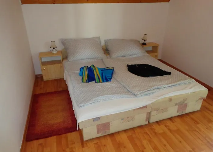 Anna * Vonyarcvashegy